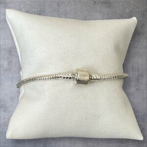 Silver bangle bracelet with rounded clasp & stamped .925